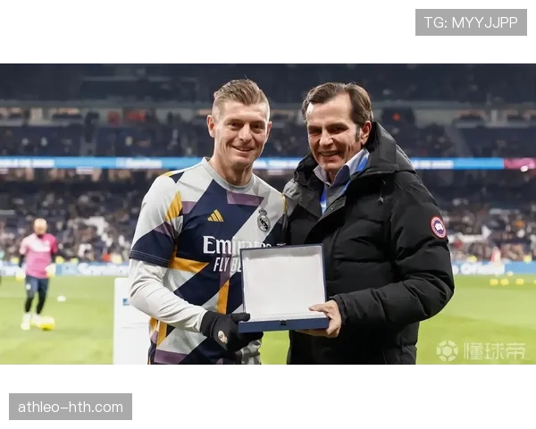 克罗斯掌控中场节奏助皇马重回胜轨，状态回暖引关注